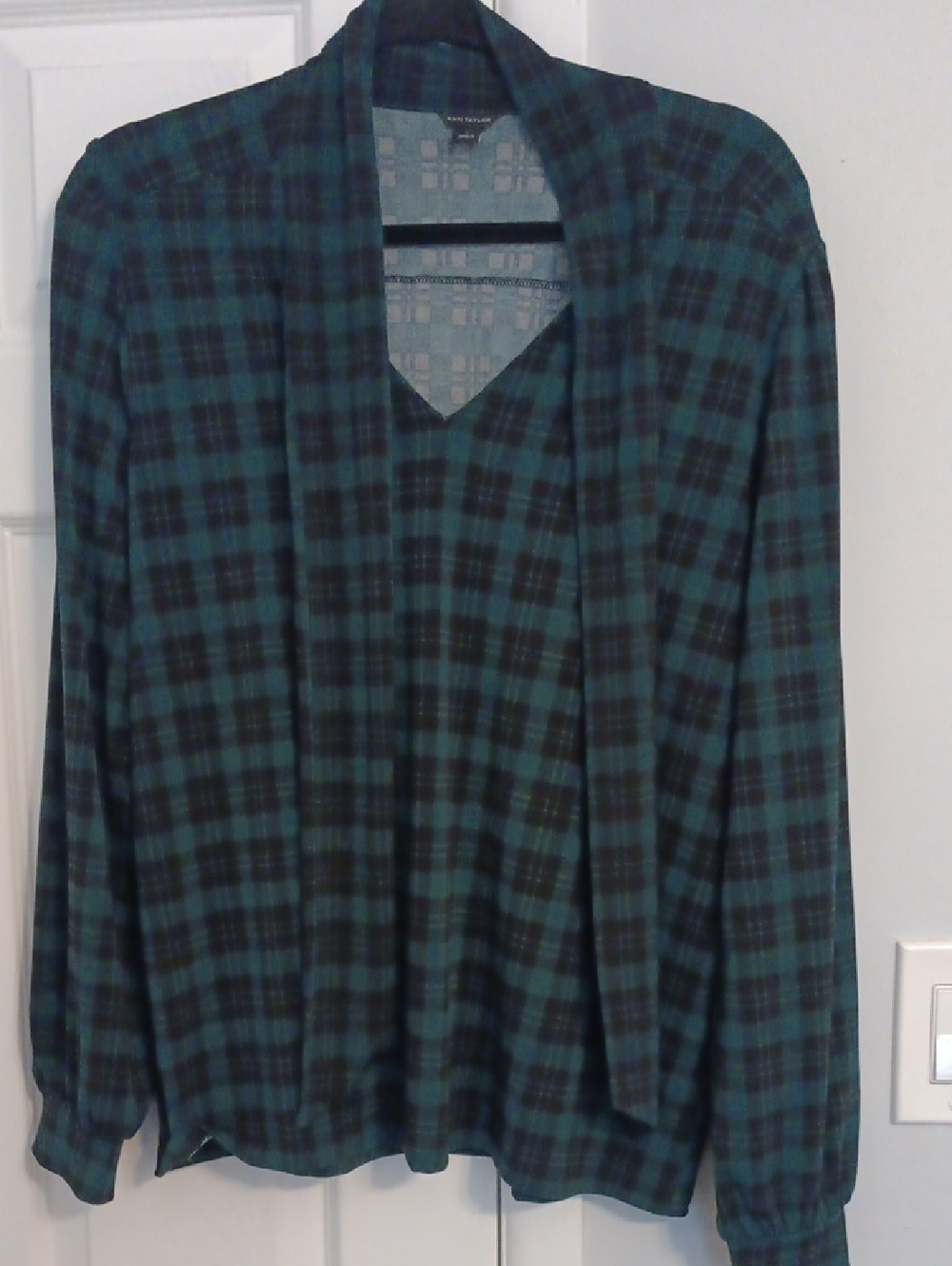 3 for $15 Ann Taylor Green and Black Plaid Tie Front Top